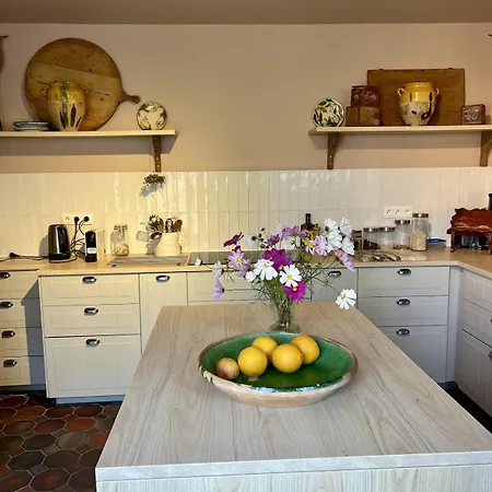 La Providence Elegant 5 Bedroom Stone House With Private Pool Feriehus
