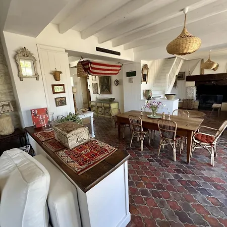 La Providence Elegant 5 Bedroom Stone House With Private Pool Feriehus