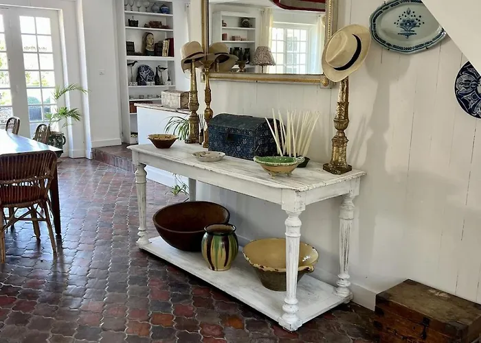 La Providence Elegant 5 Bedroom Stone House With Private Pool Dom wakacyjny *