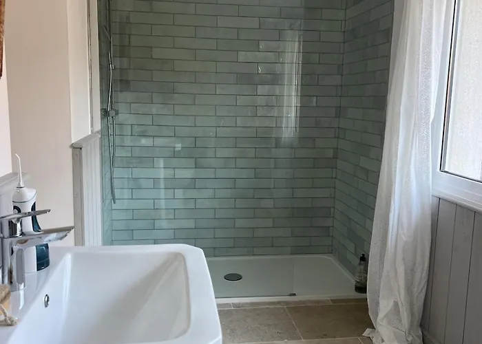 La Providence Elegant 5 Bedroom Stone House With Private Pool Brives-sur-Charente